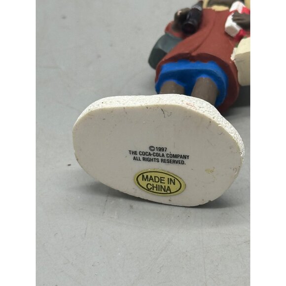 Coca-Cola 1997 African American Woman Christmas Figurine With Shopping Bag READ - Picture 6 of 7